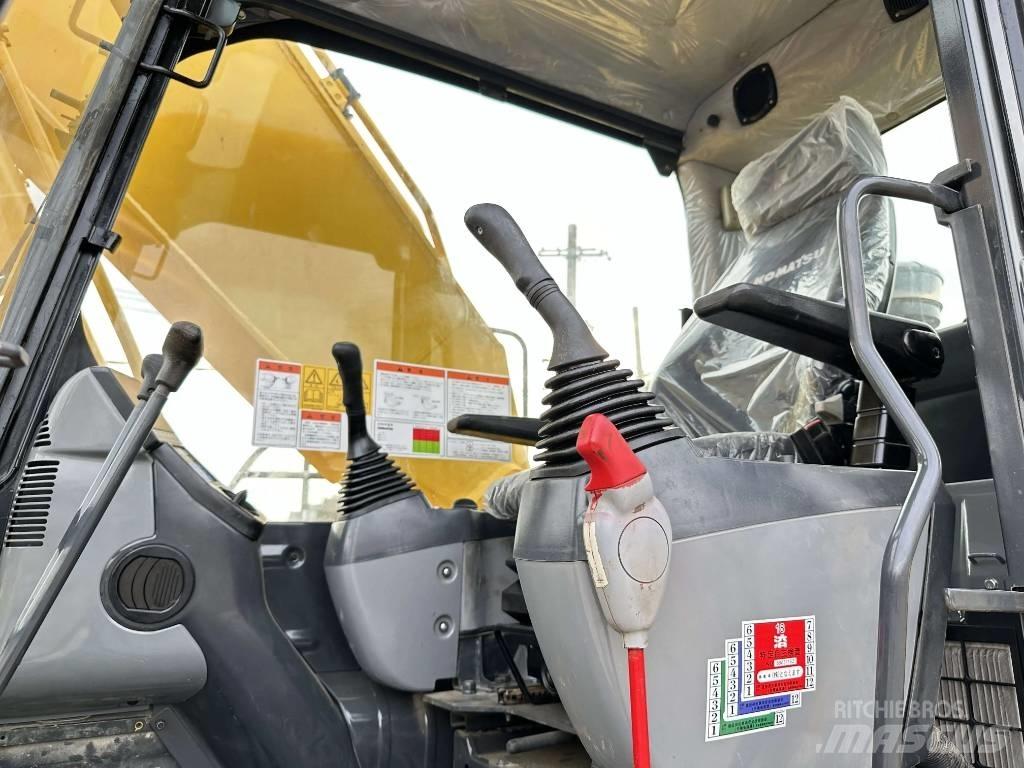 Komatsu PC 200-8 Gravemaskiner på larvebånd
