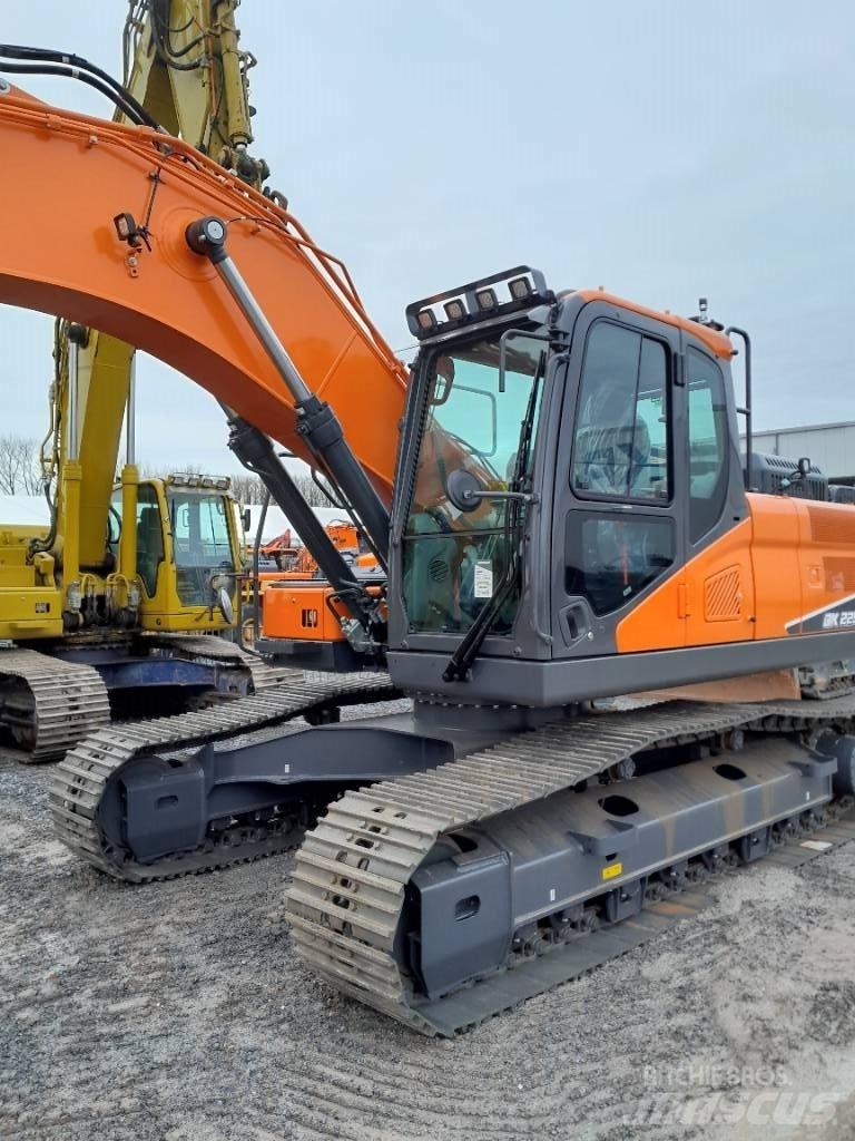 Develon DX 225 LC-7 Gravemaskiner på larvebånd