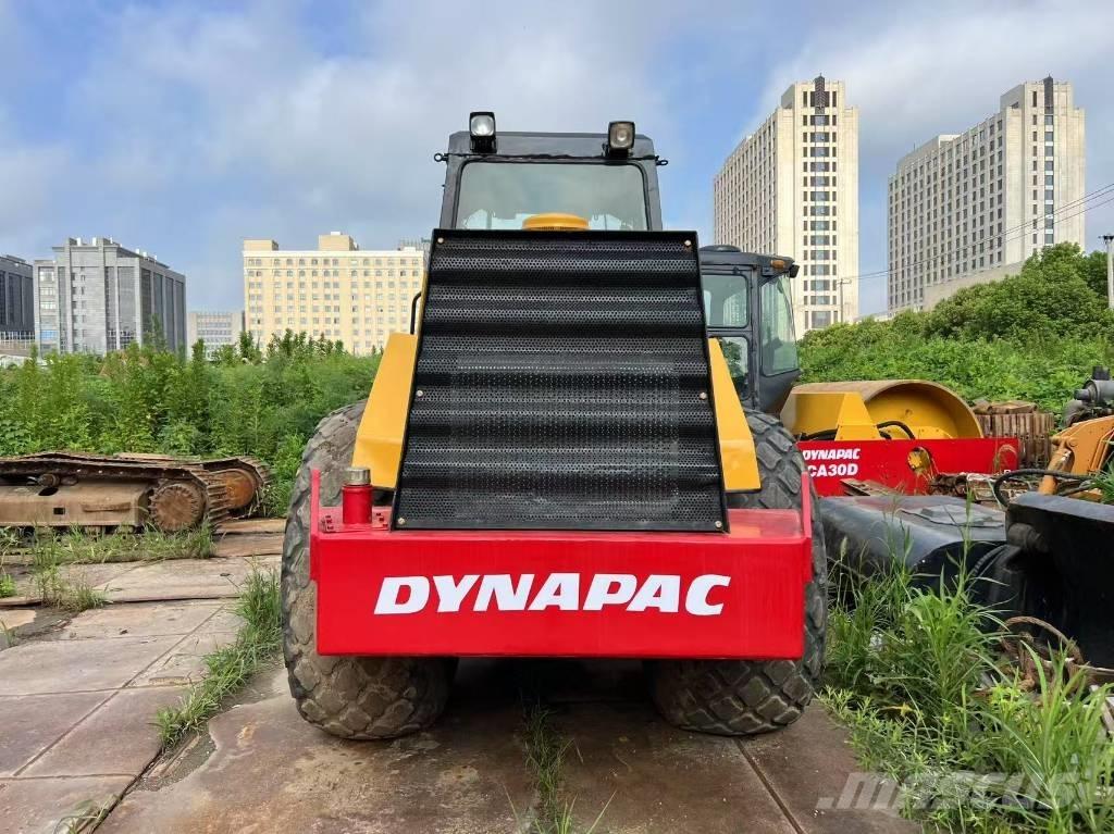Dynapac CA 25 D Enkelt tromle