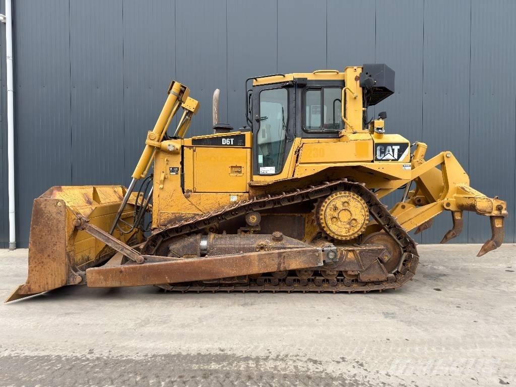 CAT D6T XL Bulldozer på larvebånd