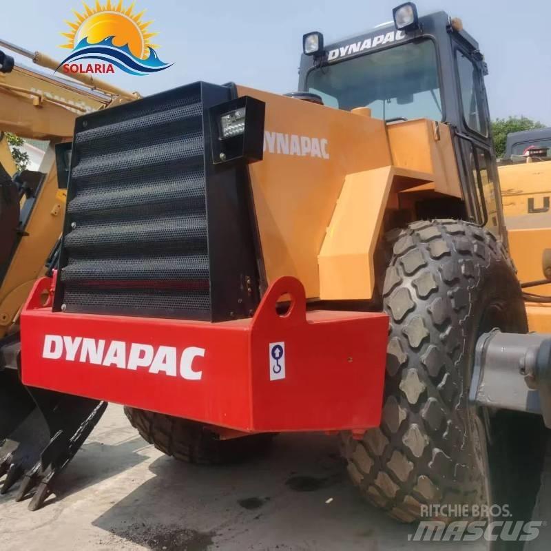 Dynapac ca25d Enkelt tromle