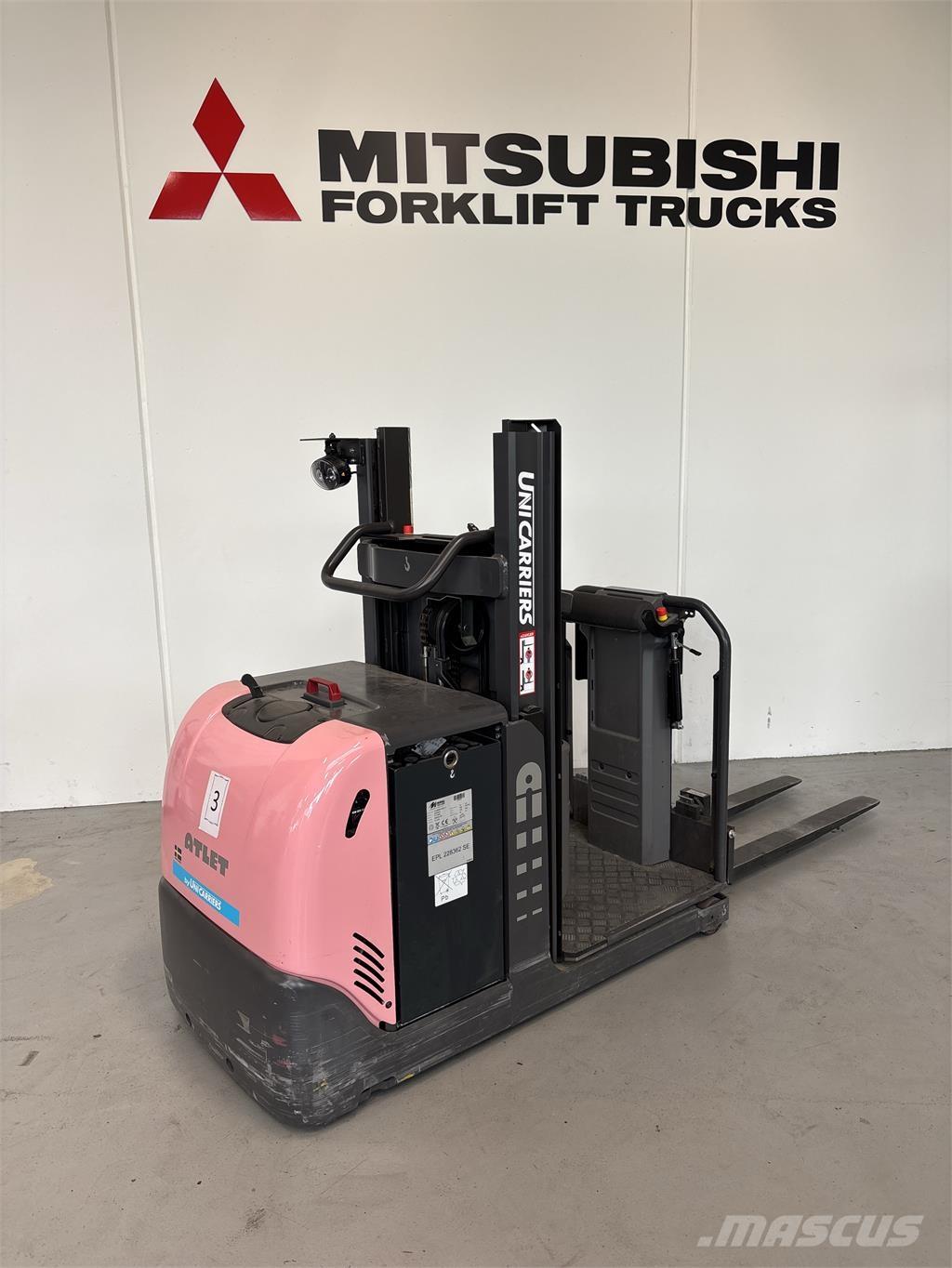 UniCarriers EPL100 Plukketruck, lav