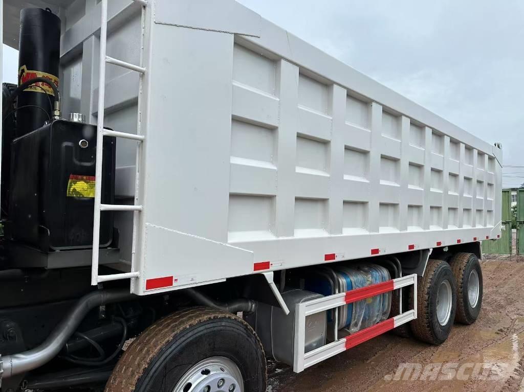 Howo 371hp 8X4 Lastbiler med tip