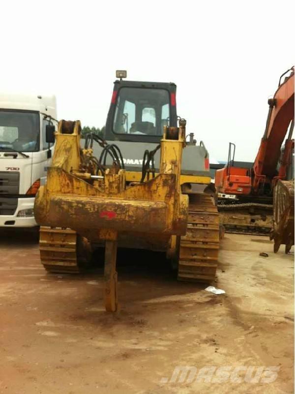 Komatsu D 155 A-3 Bulldozer på larvebånd