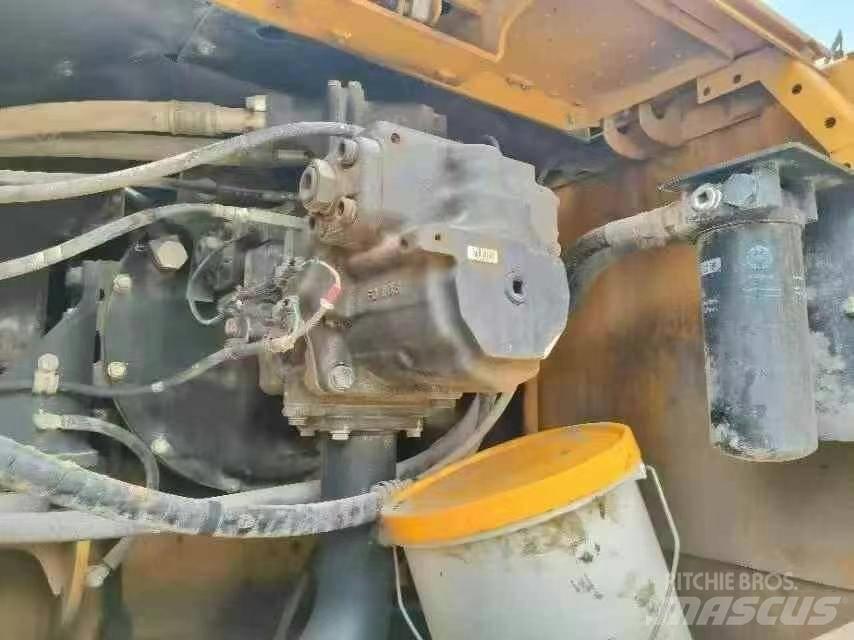 Komatsu PC 360-8 Gravemaskiner på larvebånd