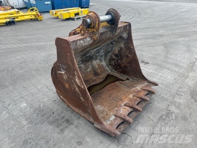 CAT M 320 BUCKET Gravarme