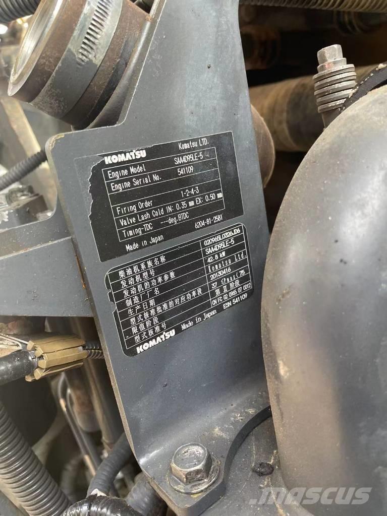 Komatsu PC 60-8 Gravemaskiner på larvebånd