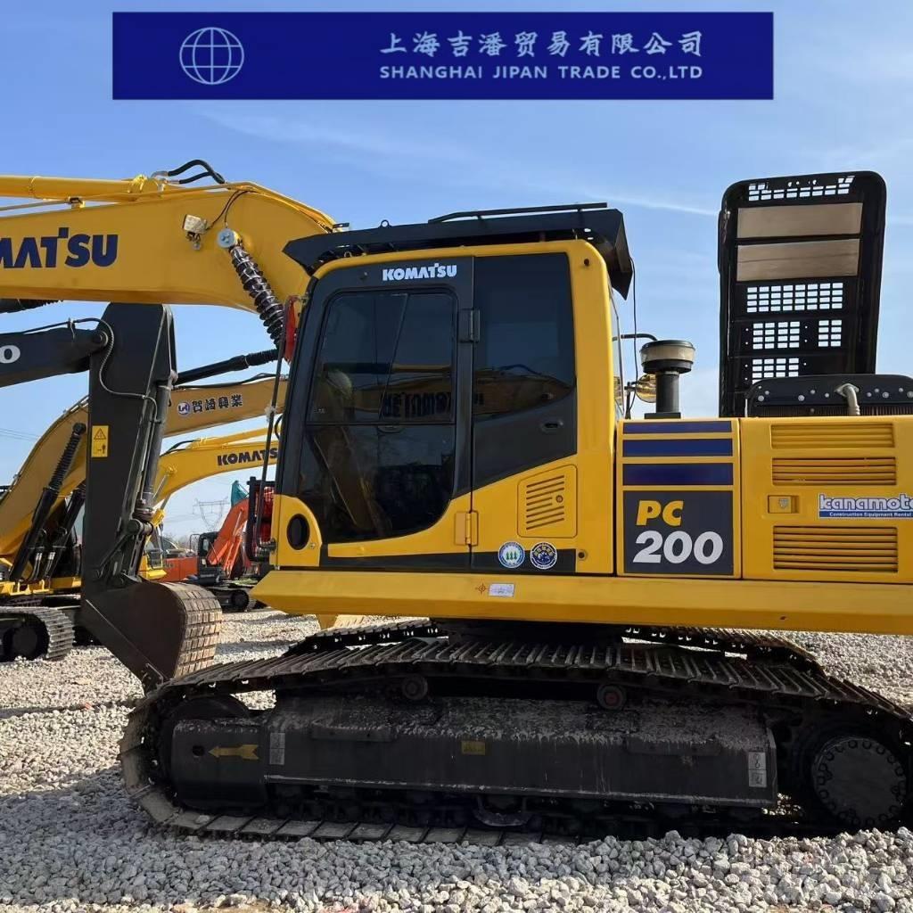 Komatsu PC 200 Gravemaskiner på larvebånd