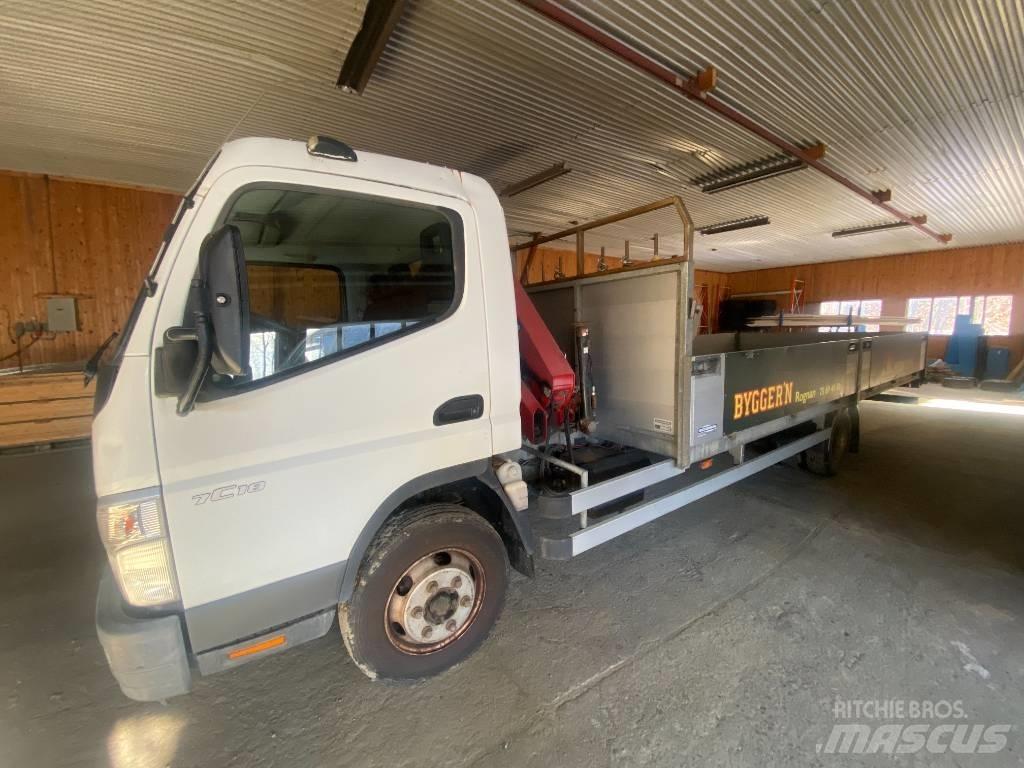 Mitsubishi Canter Lastbil med kran