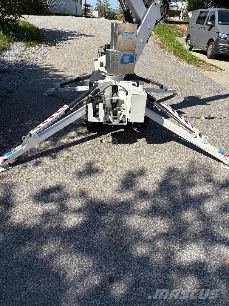 CTE Traccess 135 Kompakte selvkørende bomlifte