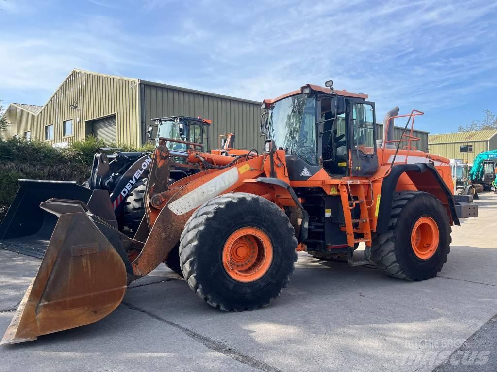Doosan DL 420-3 Læssemaskiner på hjul