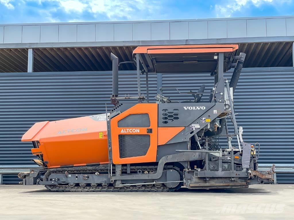 Volvo P7820C Asfaltudlæggere