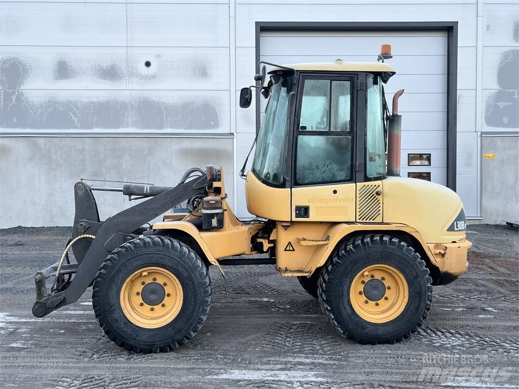 Volvo L 30 B Læssemaskiner på hjul