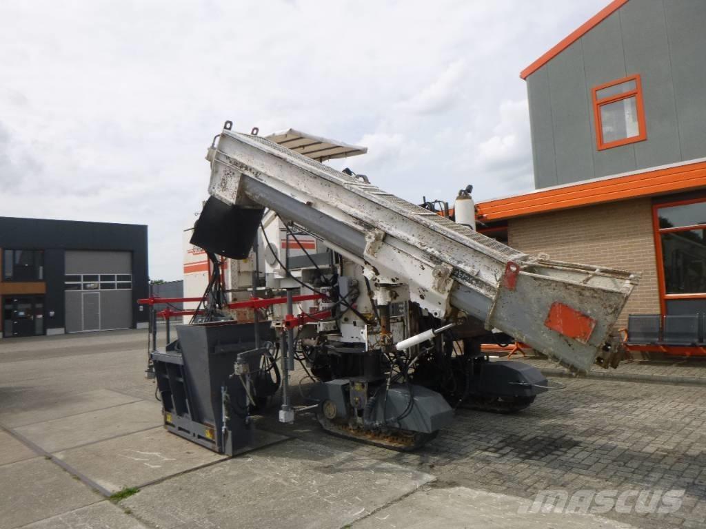 Wirtgen SP250 Cementstens-maskiner