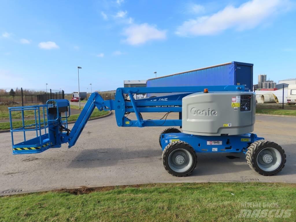 Genie Z 45/25 Bomlifte med knækarm