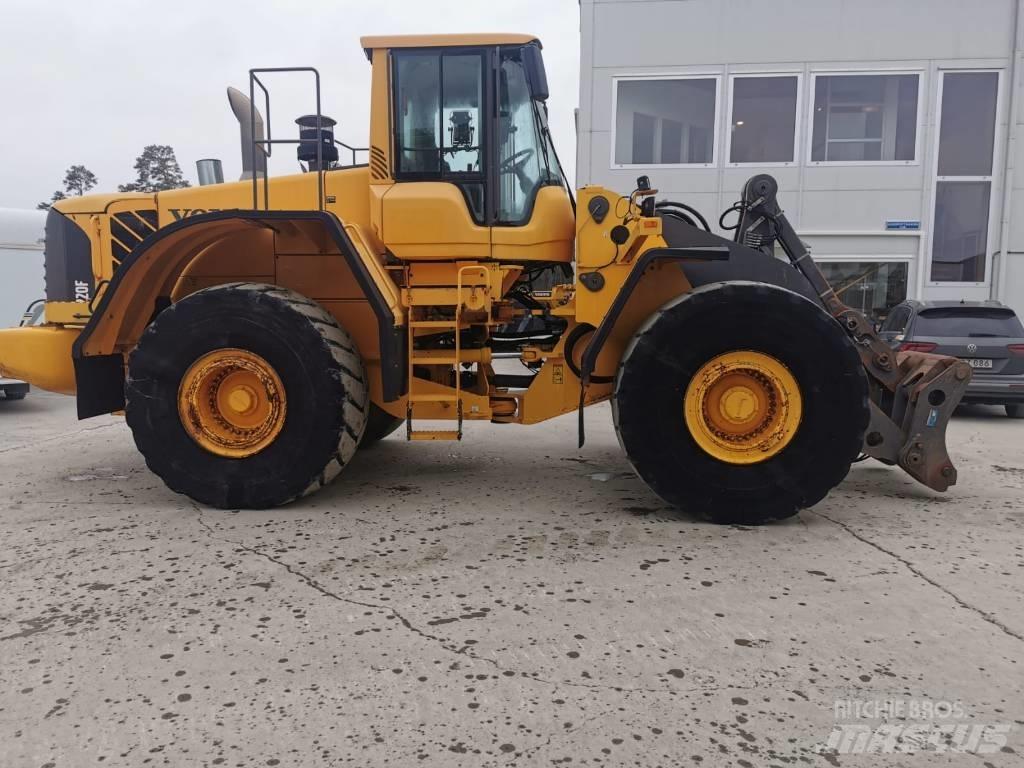 Volvo L220F Læssemaskiner på hjul