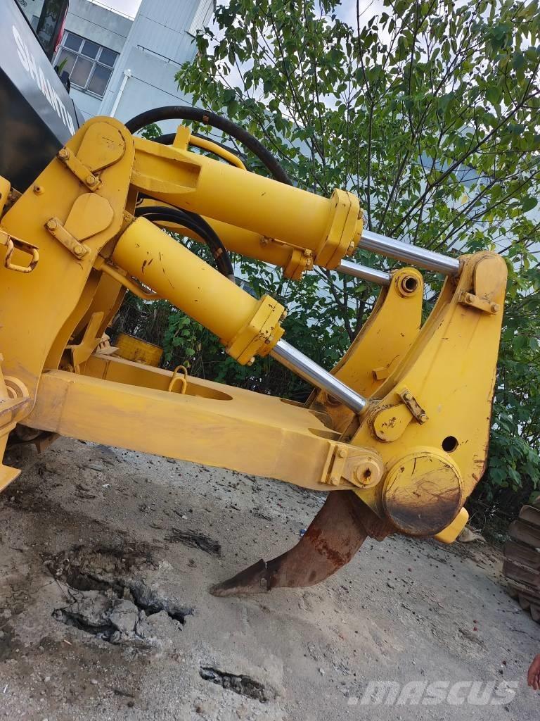 Shantui SD 32 Bulldozer på larvebånd