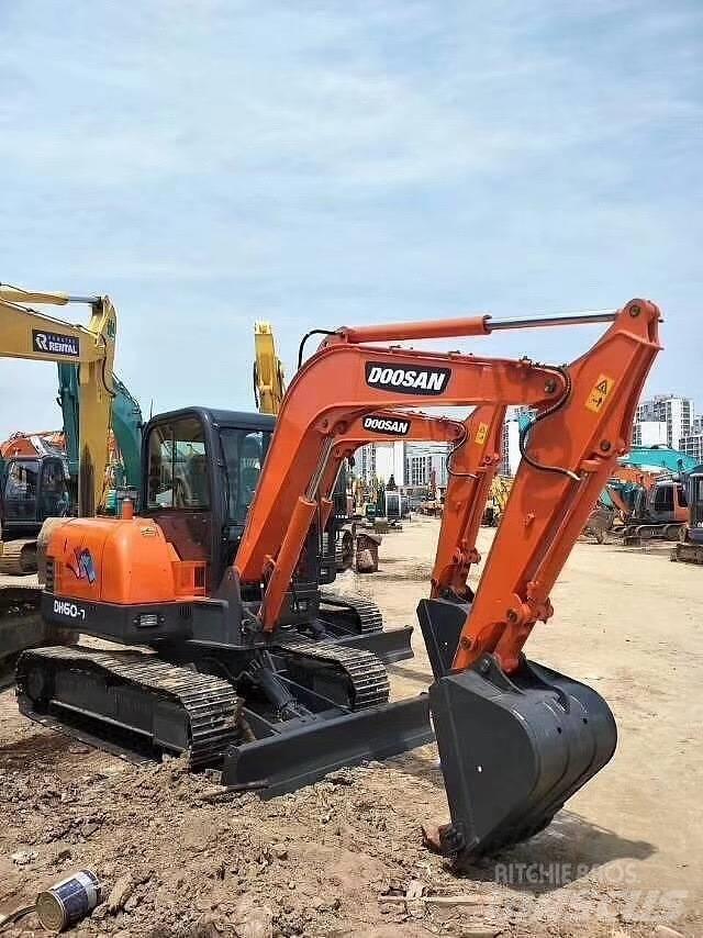 Doosan DH 60 Minigravemaskiner
