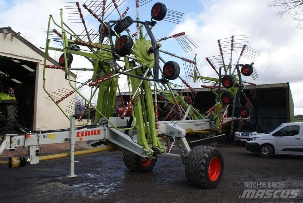 CLAAS Liner 3600 River og høvendere