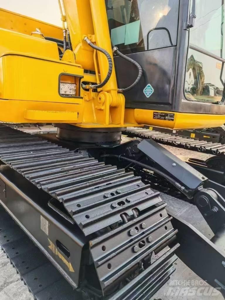 Komatsu 70-8 Gravemaskiner på larvebånd