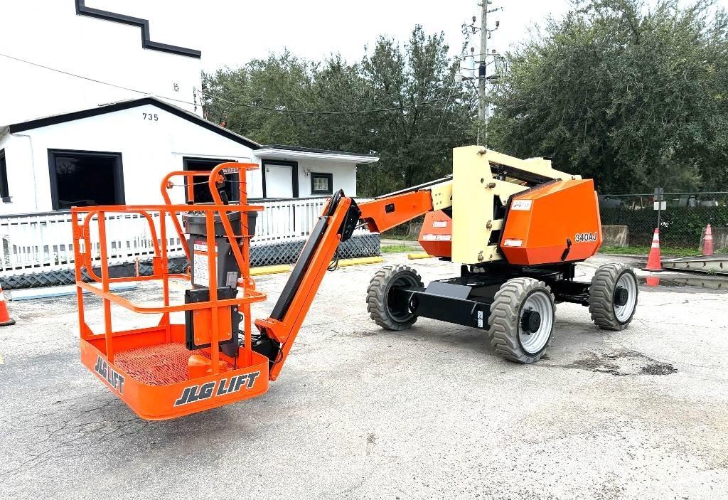 JLG 340 AJ Bomlifte med knækarm