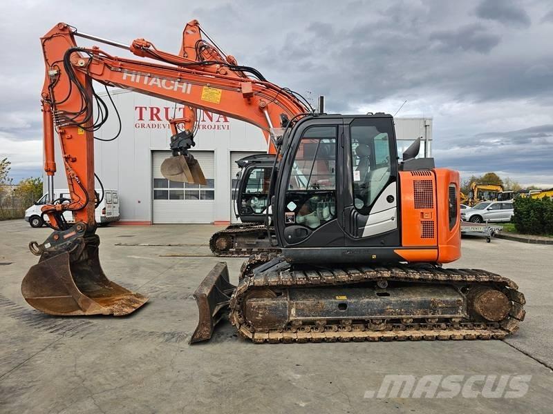 Hitachi ZX 135 US-6 Gravemaskiner på larvebånd
