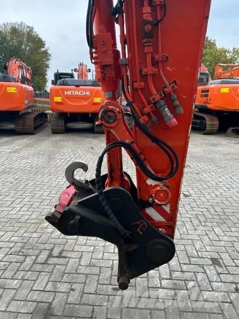 Hitachi ZX 170 W-3 Gravemaskiner på hjul