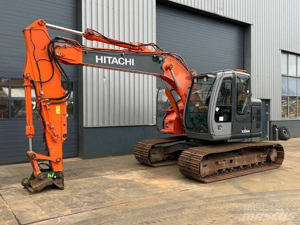 Hitachi ZX135US Gravemaskiner på larvebånd