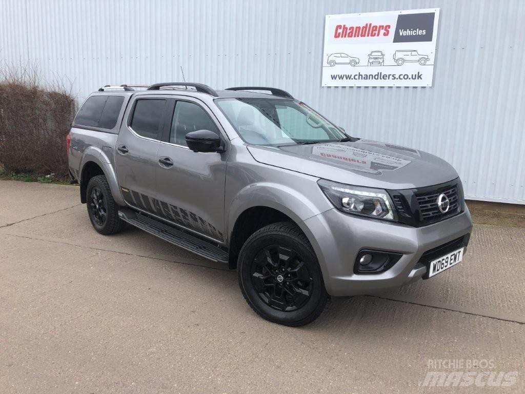 Nissan Navara Pickup/Sideaflæsning