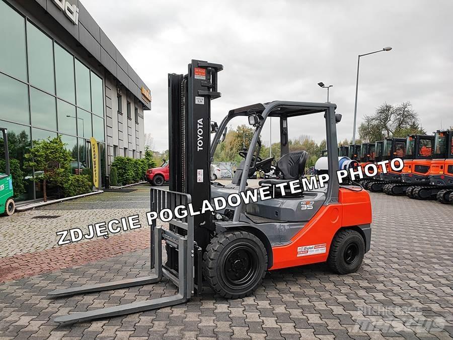 Toyota 02-8FGJF35 LPG gaffeltrucks