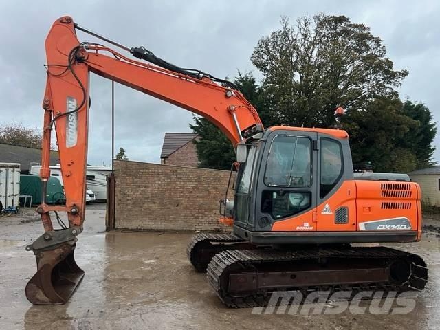 Doosan DX 140 LC-3 Gravemaskiner på larvebånd