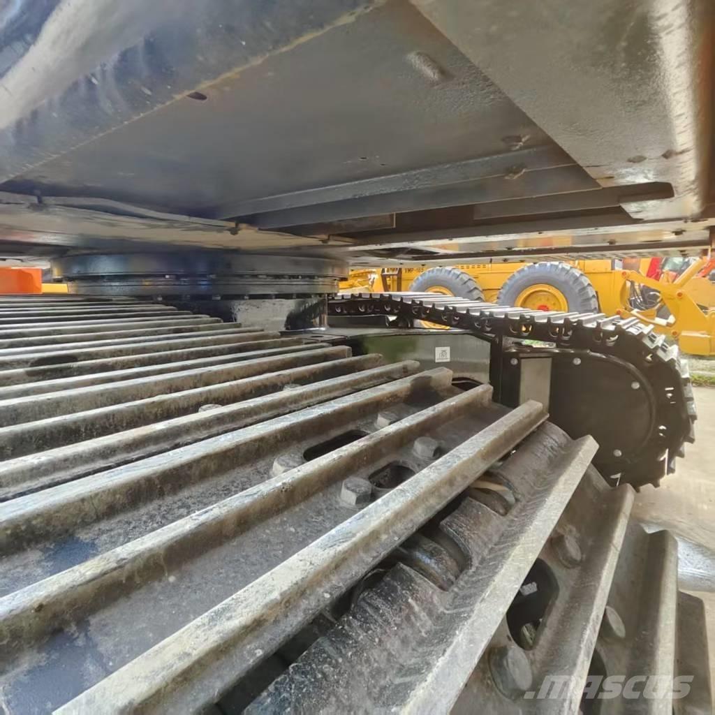 Hitachi ZX 130 Gravemaskiner på larvebånd