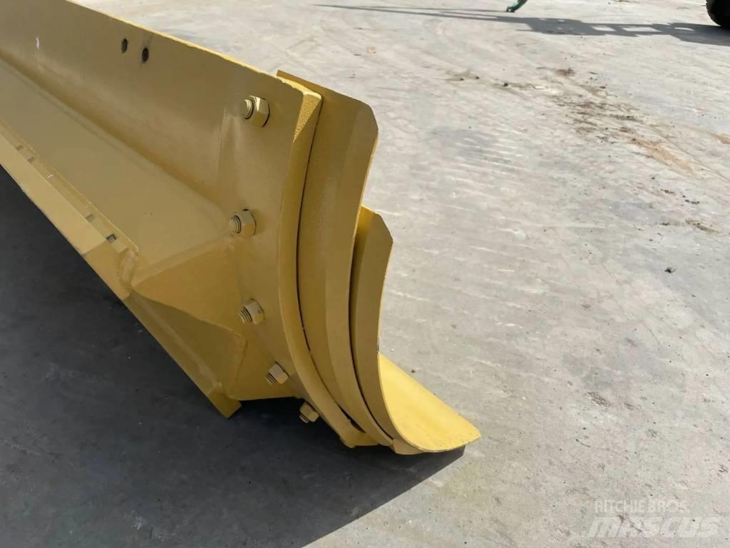 CAT 12G Moldboard Klinger