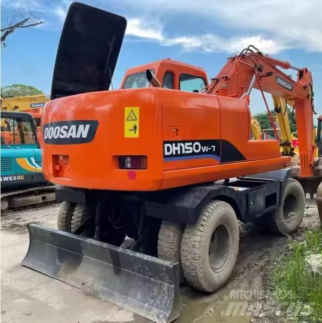 Doosan DH150W-7 Gravemaskiner på hjul