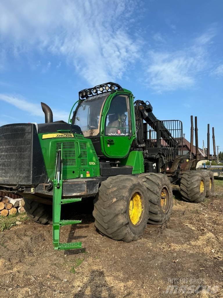 John Deere 1210E Udkørselsmaskiner