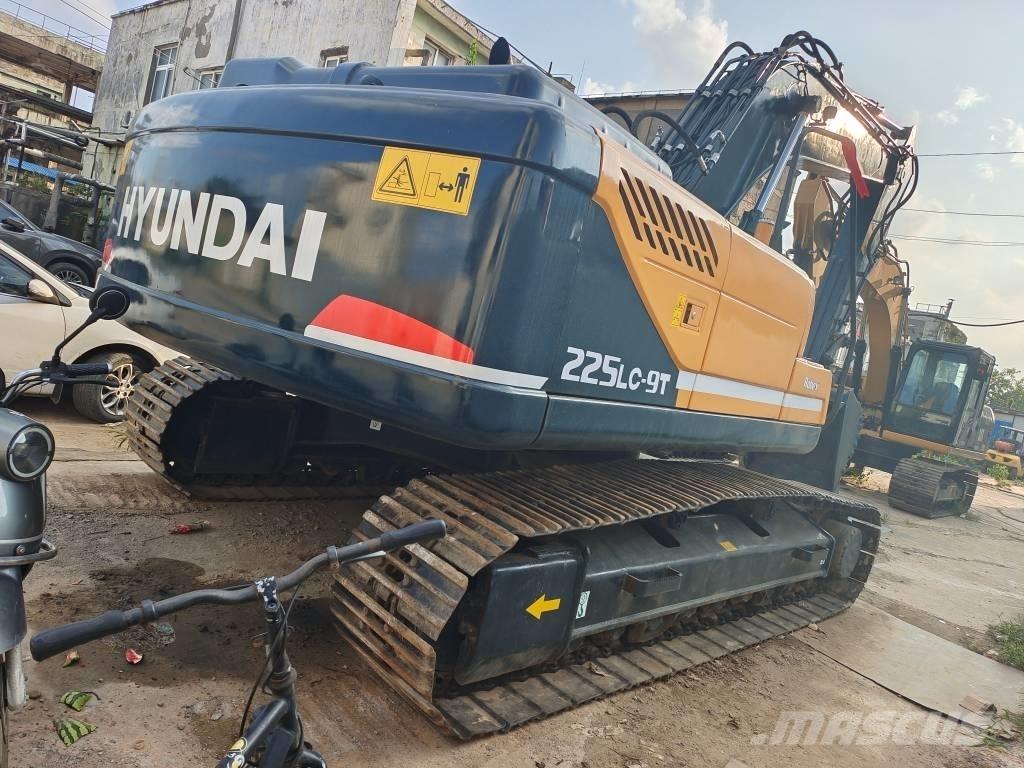 Hyundai 220 LC-9 Gravemaskiner på larvebånd