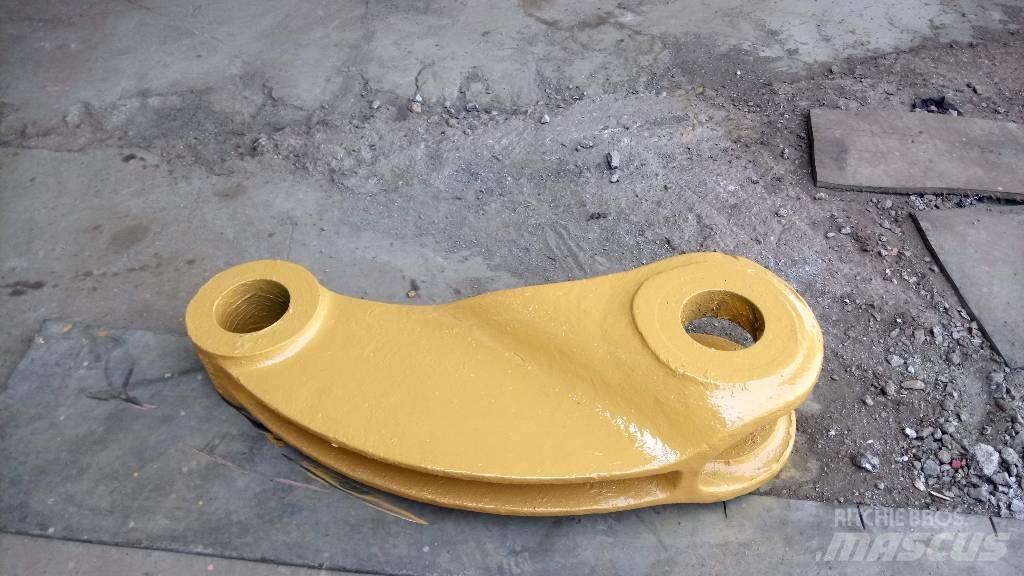 CAT 245 Chassis og suspension
