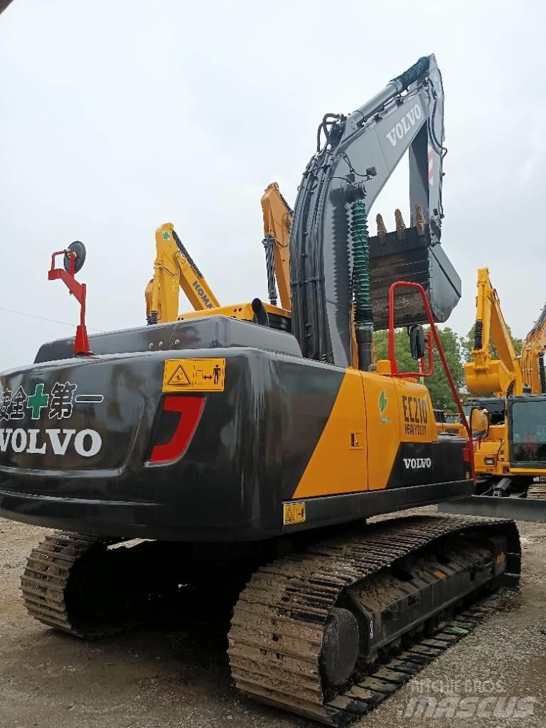 Volvo EC 210 Gravemaskiner på larvebånd
