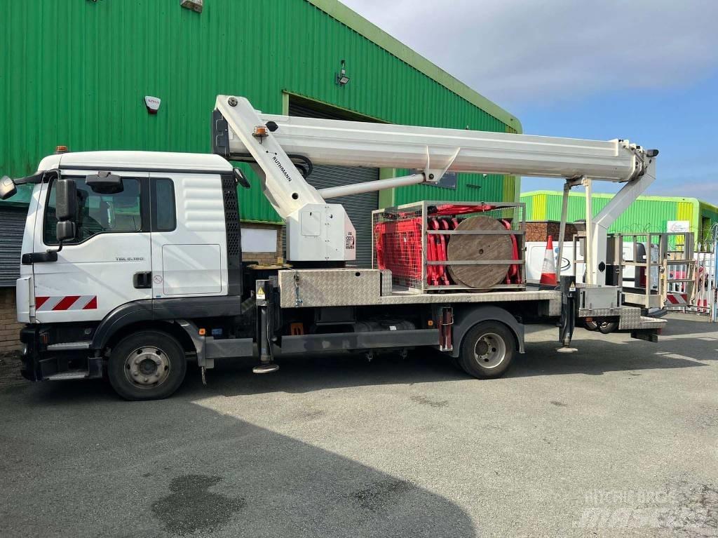 Ruthmann T 330 Lastbilmonterede lifte
