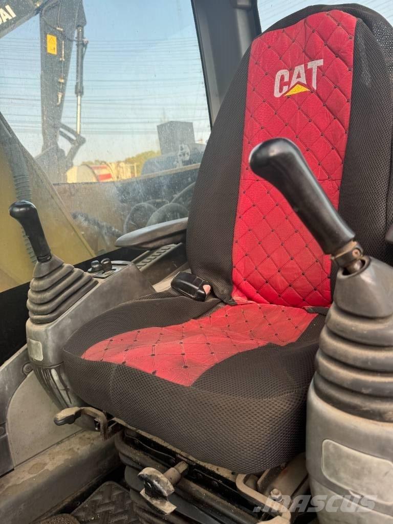 CAT 313 D Gravemaskiner på larvebånd