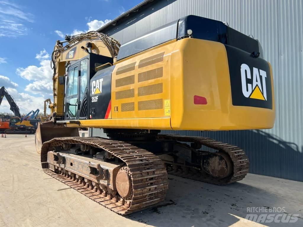 CAT 352F Gravemaskiner på larvebånd