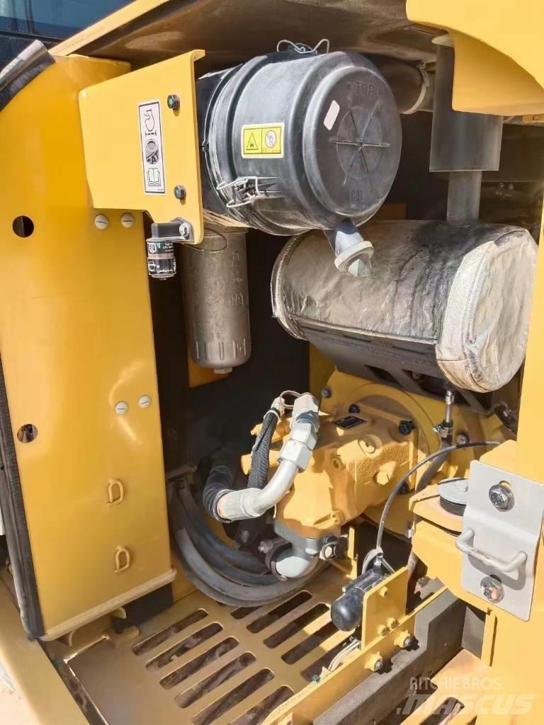 CAT 305.5 E2 Minigravemaskiner