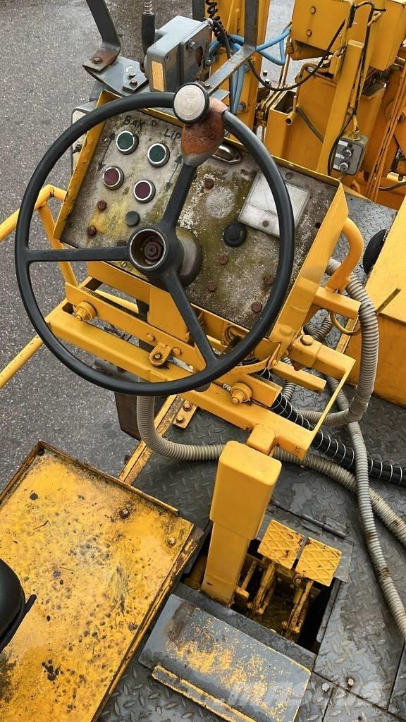 Demag SF 120 P Asfaltudlæggere