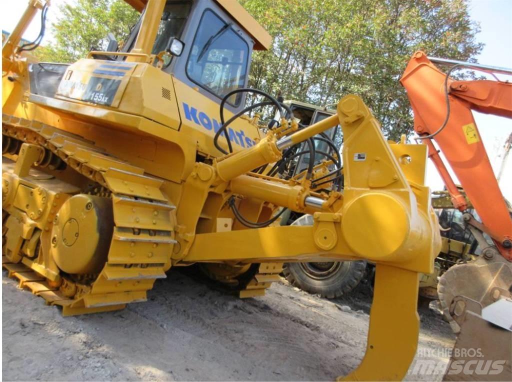 Komatsu D 155 A-1 Bulldozer på larvebånd