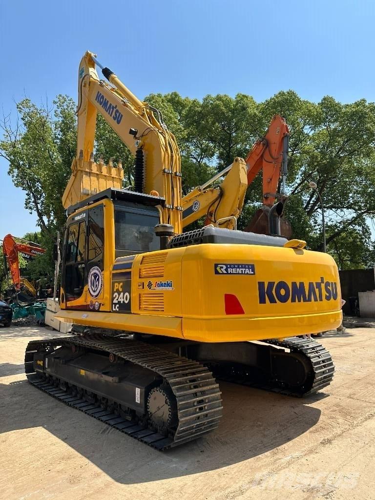 Komatsu PC 240 Gravemaskiner på larvebånd