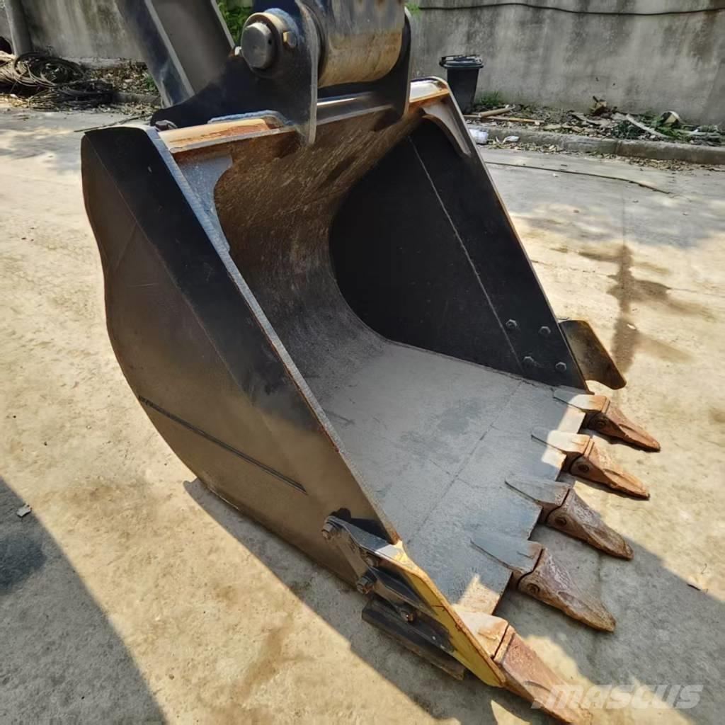 Volvo EC 220 Gravemaskiner på larvebånd