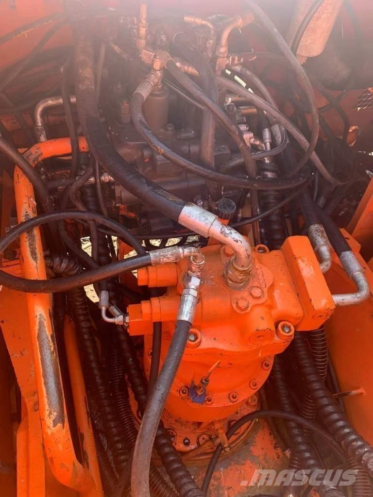 Doosan DH 220 Gravemaskiner på larvebånd