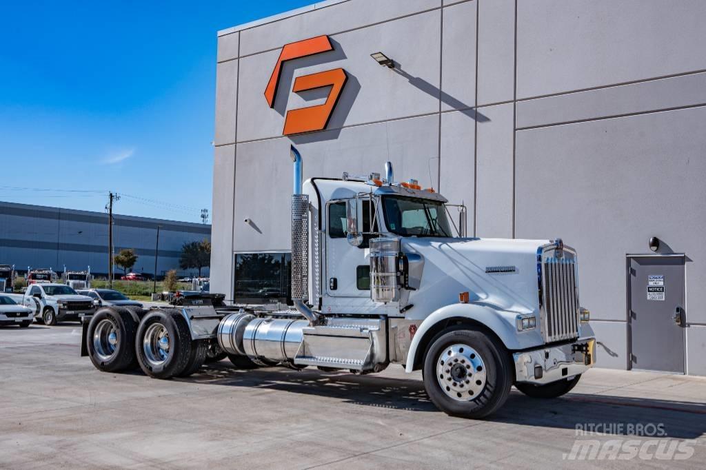 Kenworth W900 Trækkere