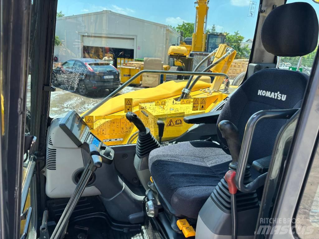 Komatsu PC88MR-10 Midi-gravemaskiner 7t - 12t