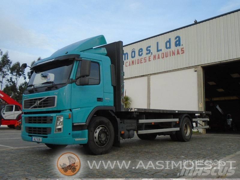Volvo FM 9 300 Lastbil med lad/Flatbed